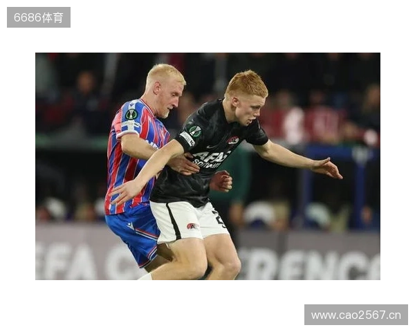 荷媒:利物浦有意阿尔克马尔新星斯密特,斯洛特对其很欣赏 荷媒:利物浦有意阿尔克马尔新星斯密特,斯洛特对其很欣赏