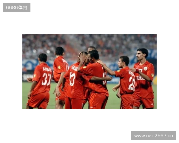 亚预赛出线关键战!中国香港vs新加坡首发:安永佳、陈晋一领衔