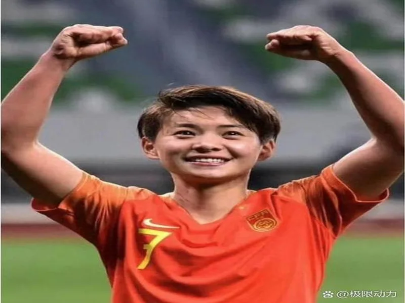 FIFA年度女足最佳11人候选：王霜、陈晨在列